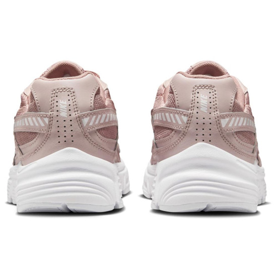 Nike Initiator